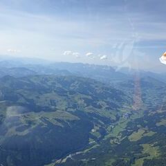 Flugwegposition um 14:42:42: Aufgenommen in der Nähe von Mittersill, Österreich in 3024 Meter